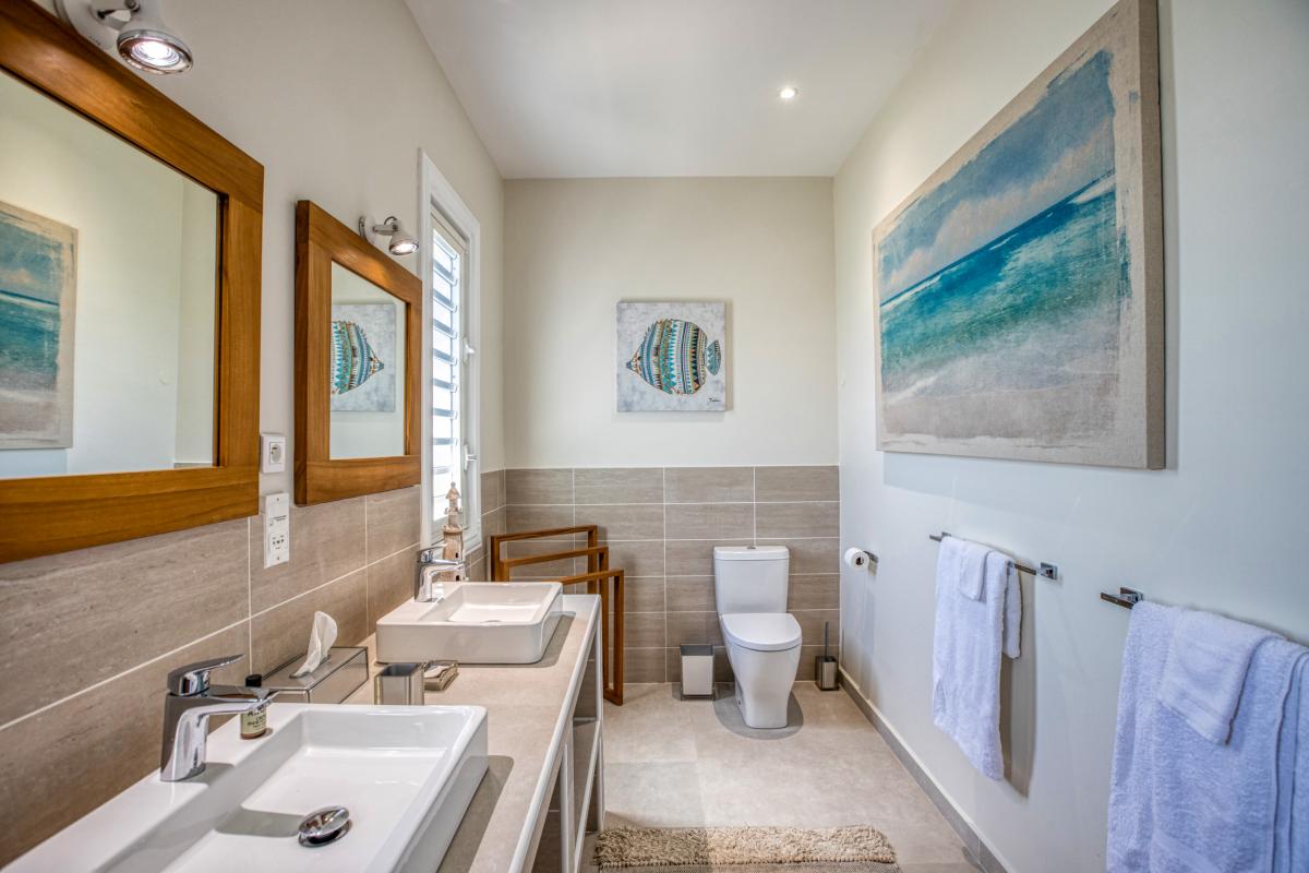 77_VillaAzurDream Location villa st Martin Terres Basse 7 chambres 14 personnes avec piscine et vue mer_31